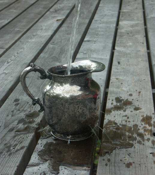 Leaking corrosion pits